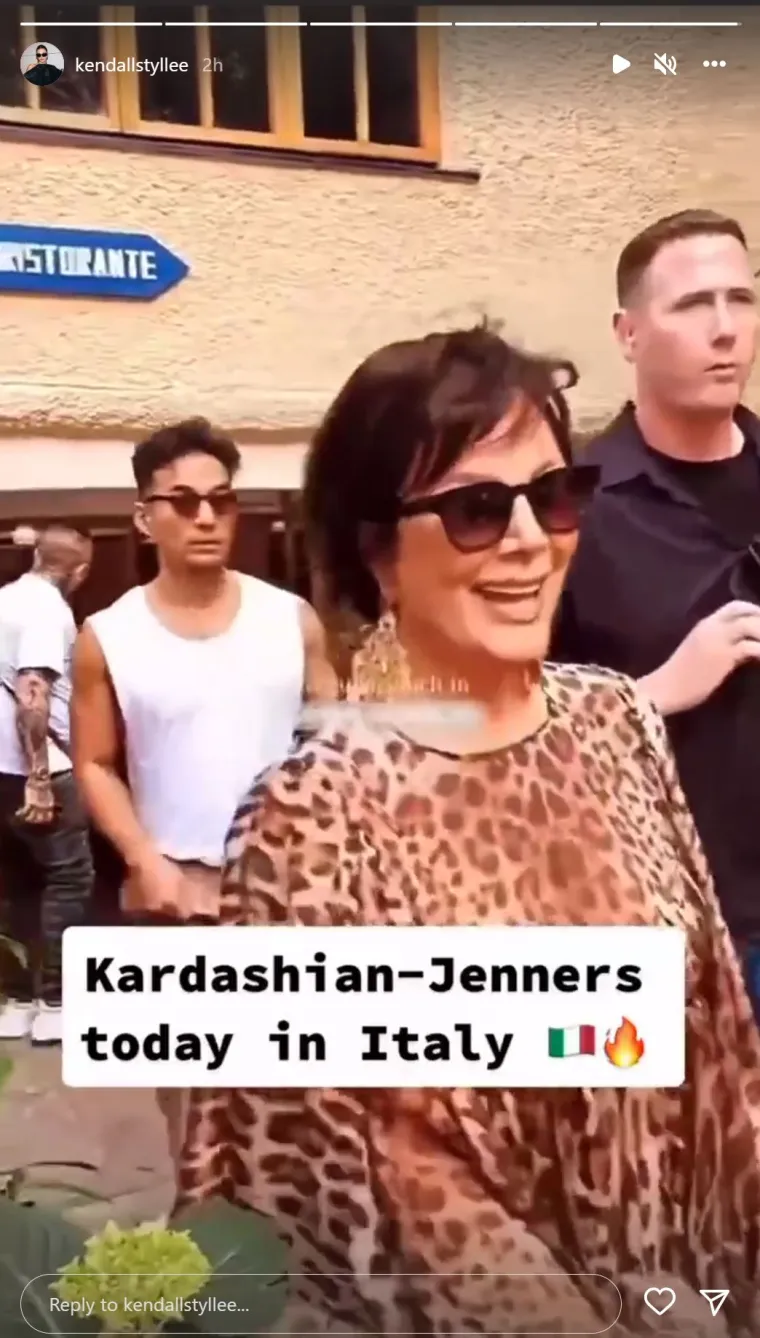 Kourtney Kardashian i Travis Barker presvukli se u crninu, a skidanje podvezice bilo je čista erotika