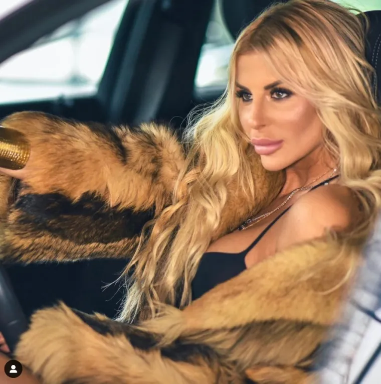 Sportska novinarka i profesorica iz Sarajeva svojim Instagramom izaziva pomutnju