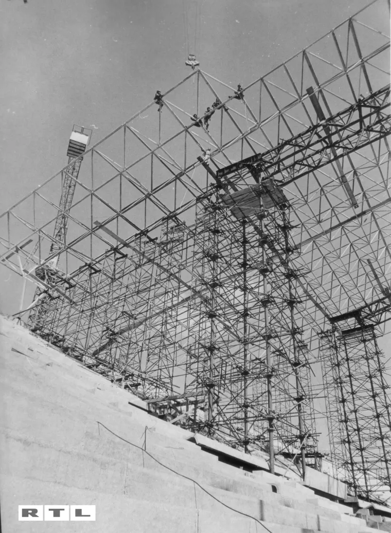 Donosimo rijetke fotografije gradnje Poljuda: Iz blata je niknuo jedan od najljepših stadiona Europe