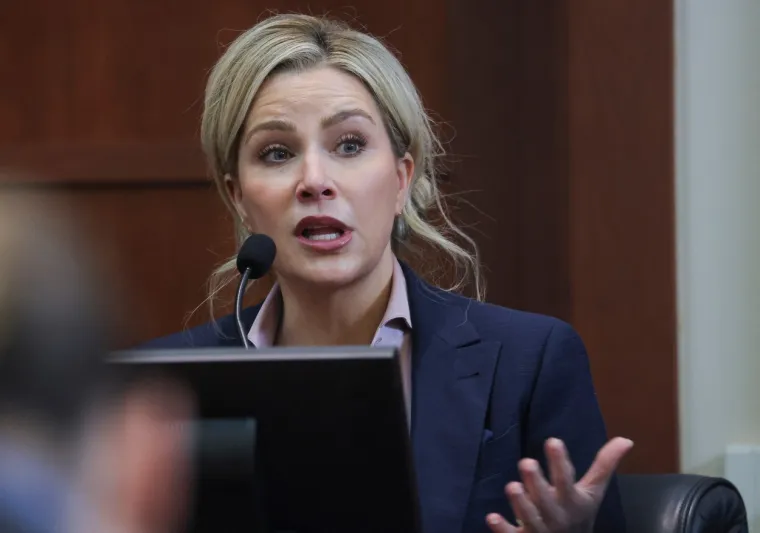 Deppova forenzička psihologinja inzistirala je na tome da Amber Heard pati od poremećaja osobnosti nakon što je pozvana na klupu u srijedu. Doktorica Shannon Curry rekla je da postoje jasne naznake da Heard pati od poremećaja osobnosti unatoč tome što je sam glumičin stručnjak to poricao. U svom prethodnom svjedočenju dr. Curry je Amber dijagnosticirala granični poremećaj ličnosti i histrionski poremećaj ličnosti.