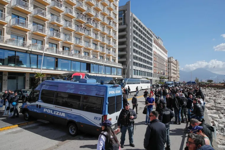Žestoki neredi uoči utakmice Lige prvaka: Bilo im je zabranjeno doći, a sad lome i pale po gradu