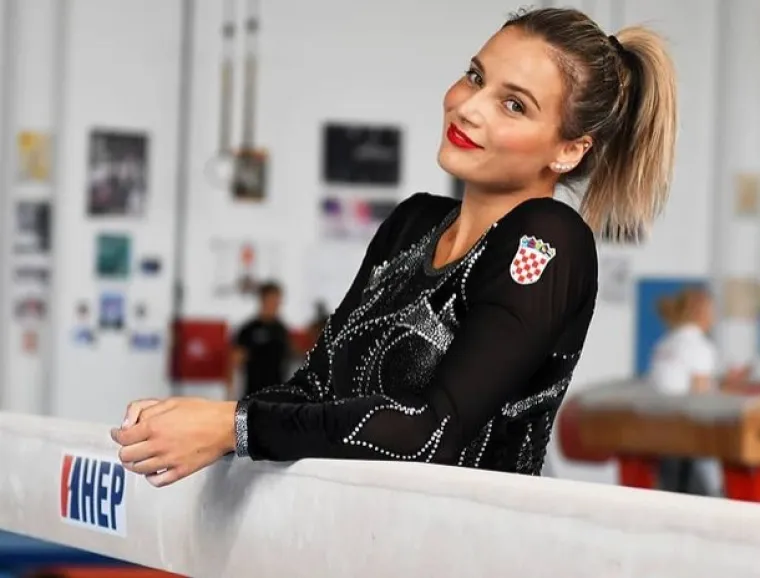Lijepa Ana Đerek pozira za Instagram