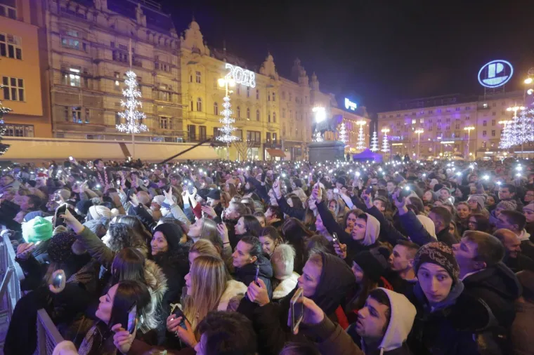 19.12.2017., Zagreb - 12. humanitarni koncert Zelim zivot za Zakladu Ana Rukavina na Trgu bana Jelacica.. Photo: Luka Stanzl/PIXSELL