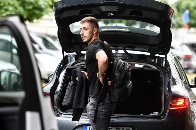 Vatreni se okupili: Stigla i neka nova lica, pogledajte srdačan susret Dalića i naknadno pozvanog Ivanušeca