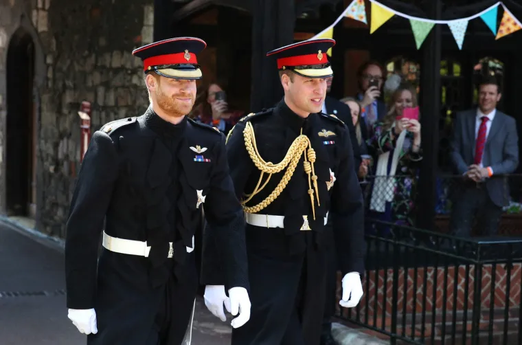 Vjeruje se da Harry i Meghan žele prisustvovati krunidbi jer je to ključna prekretnica za obitelj, ali bi željeli znati da se rođendan njihovog sina poštuje.