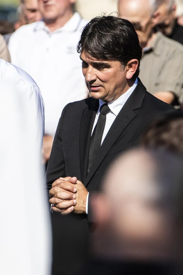 Teški dani hrvatskog izbornika: Zlatko Dalić otputovao u Livno gdje je sahranio oca