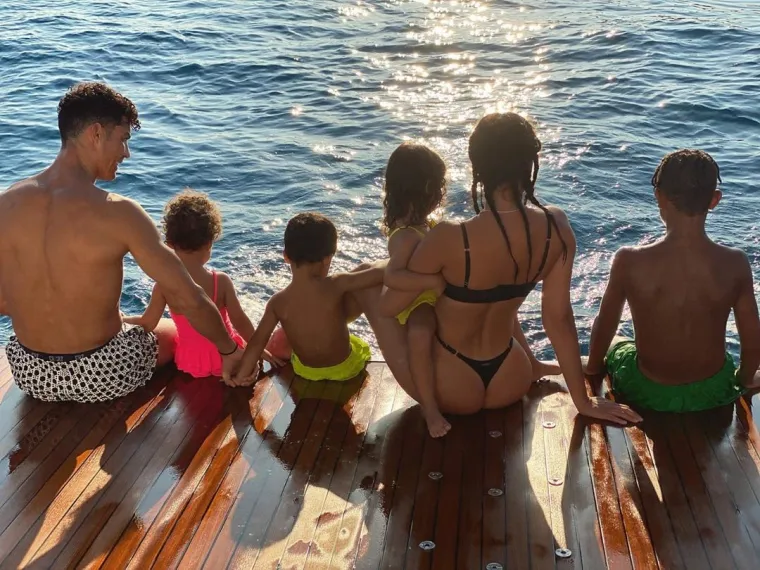 Ronaldova Georgina objavila sliku s radnog mjesta: Mnogi su ovo shvatili kao najobičnije ismijavanje