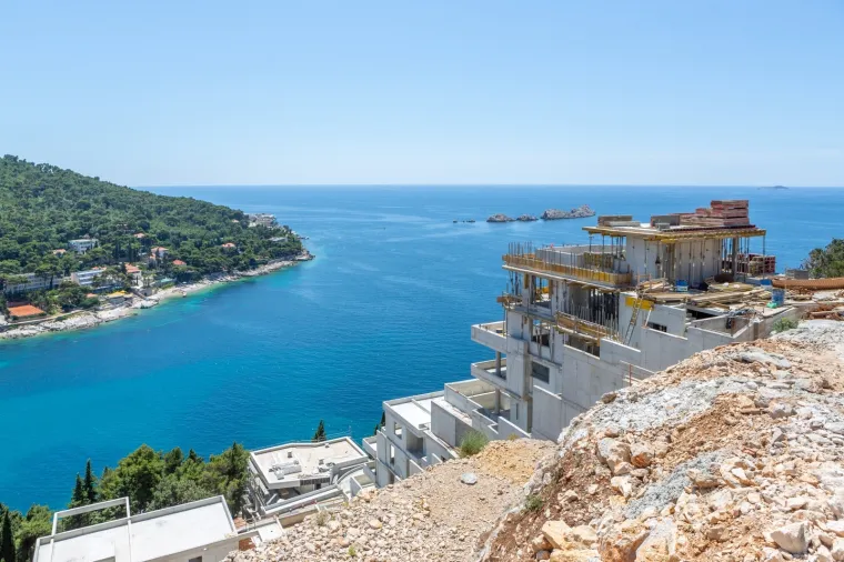 Na jednoj od najljepših lokacija u Dubrovniku grade se luksuzni stanovi! Kao vlasnik se spominje jedan nogometaš