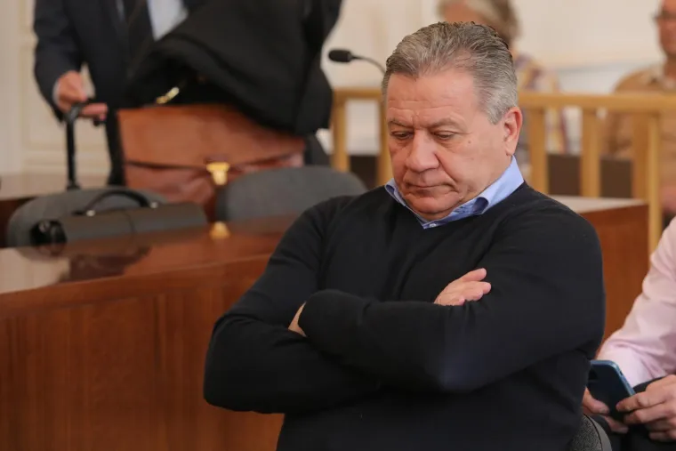 S Mamićima izvlačio novac iz Dinama: Ponašanjem natjerao sud da izda nalog za njegovo privođenje
