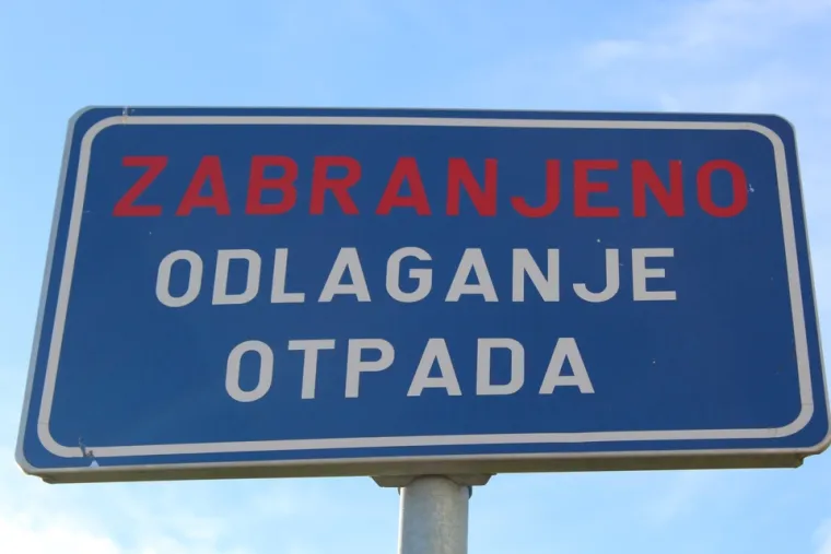 'Varaždinski Černobil': Zmije, štakori, ambrozija, divlji deponiji i oronule nezavršene zgrade...