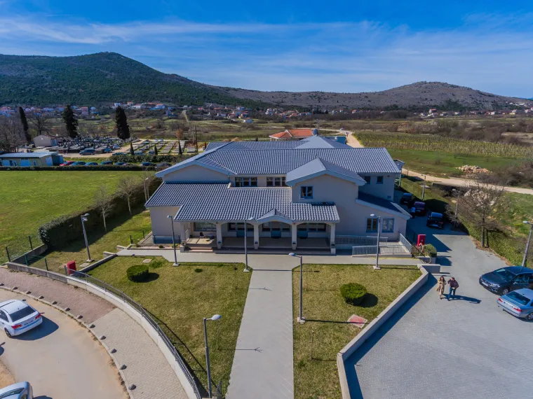 Predivne fotografije Međugorja iz zraka: Godišnje ga posjeti oko milijun katolika