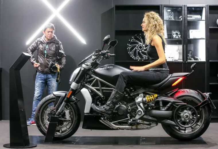 Danas u Milanu počinje 73. izdanje sajma EICMA - Esposizione Internazionale Ciclo Motociclo e Accessori - najvećeg svjetskog eventa za ljubitelje motocikala i sve što ide uz njih.