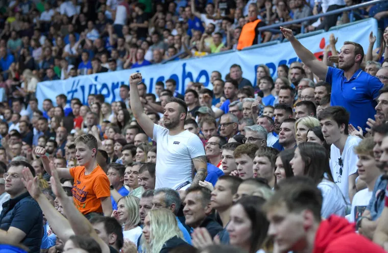 Drama na terenu, fantastična atmosfera i zanimljive poruke na presudnom dvoboju Cibone i Zadra