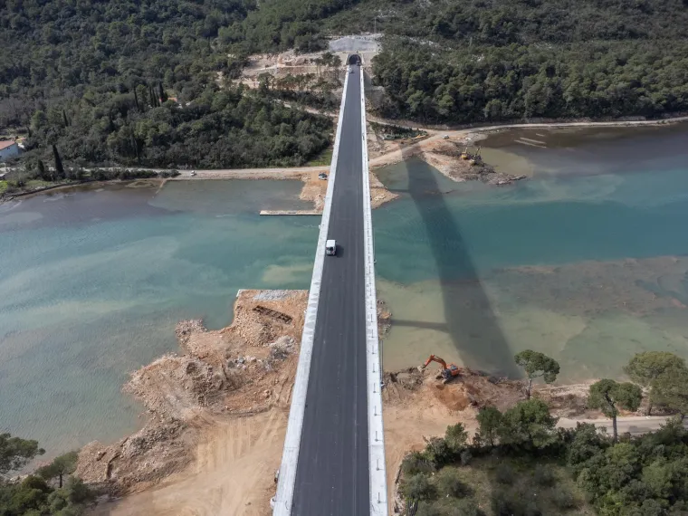 Fotografije iz zraka od kojih zastaje dah: Pogledajte spektakularne prizore pored jednog od najvećih graditeljskih dostignuća u Hrvatskoj