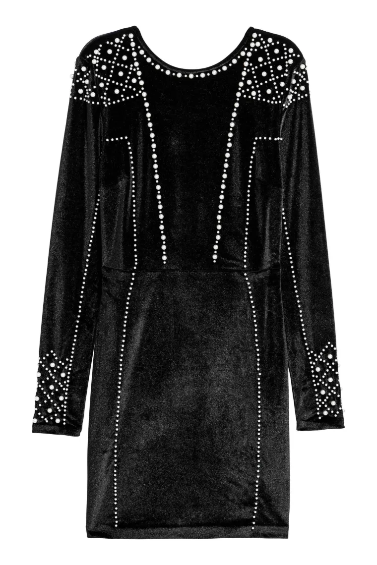Baršunasta haljina s biserima, H&amp;M, 522,50 kuna