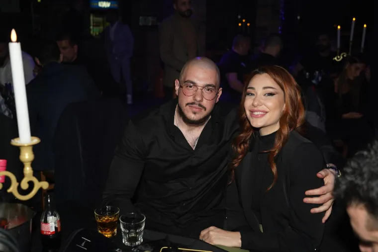 Narodnjaci se sjatili u klub Narodnjak: Barbara Bobak okupila srpsku estradu, imalo se u što gledati
