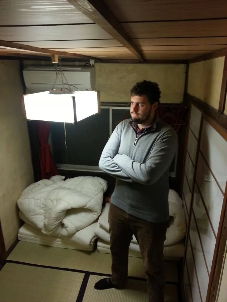Zemlja za niže uzraste: Fotografije koje dokazuju da Japan nije stvoren za visoke ljude