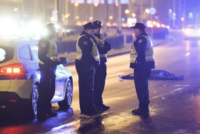 TRAGEDIJA KOD FOLNEGOVIĆEVOG NASELJA U ZAGREBU: Pješakinja na mjestu poginula pri prelasku ceste