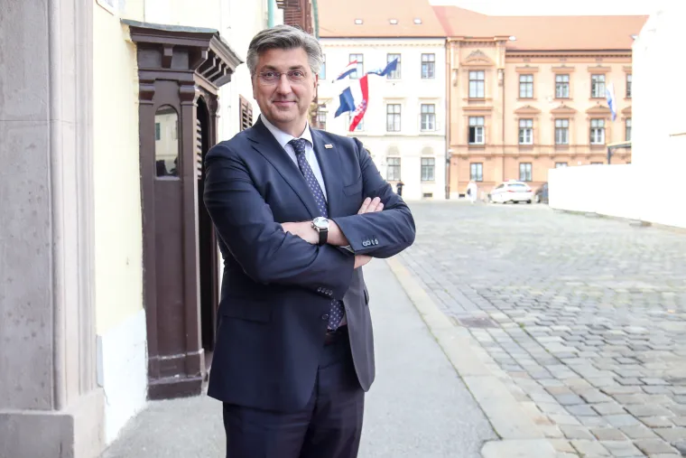 Predsjednica Vlade Republike Finske Sanna Marin prilikom službenog posjeta Republici Hrvatskoj sastala se s predsjednikom Vlade Republike Hrvatske Andrejem Plenkovićem