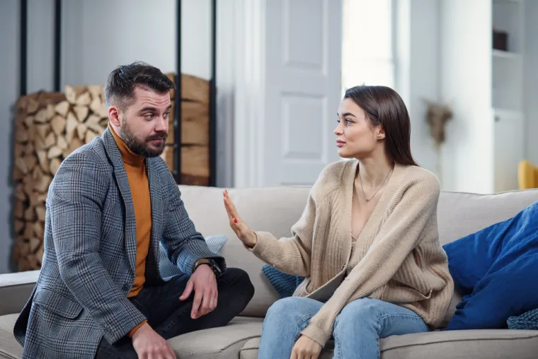 Morate iz njega izvlačiti svako &quot;volim te&quot; - to je dokaz da mu baš i nije pretjerano stalo do vas. 