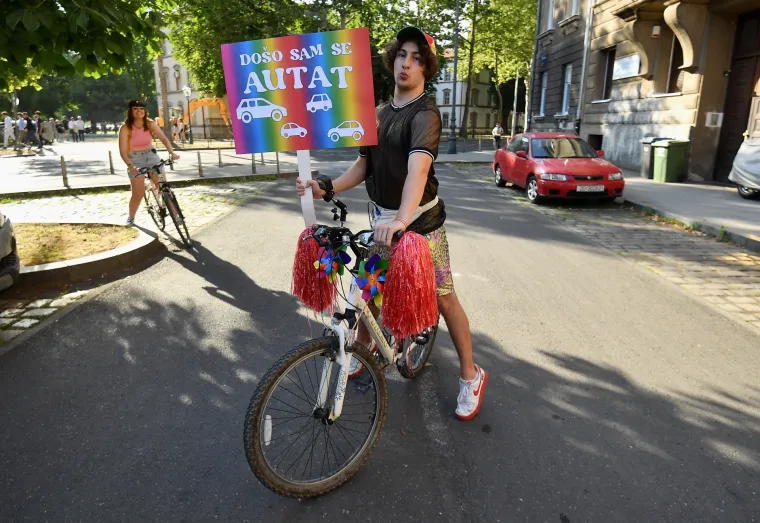 U Zagrebu se održao Pride Ride: Zatražili ravnopravan položaj LGBTI osoba