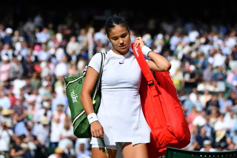 Veteran izbacio dvostrukog pobjednika Wimbledona, slavna tinejdžerka također ispala