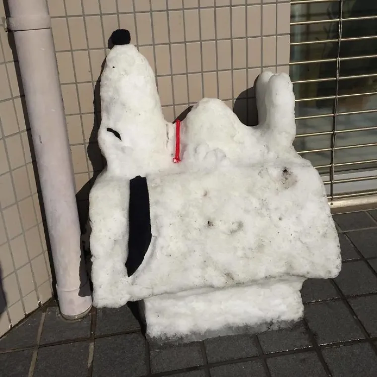 JAPANCI JEDVA DOČEKALI SNIJEG DA SE MOGU ISKAZATI: Zar ste mislili da najinovativnija nacija radi snjegoviće kao svi smrtnici?