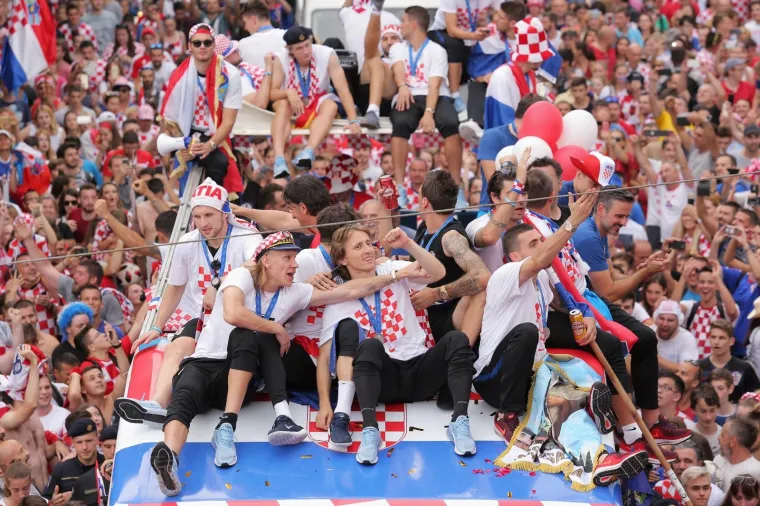 Gdje ste bili 16. srpnja 2018.? Prisjetite se dana kad je Hrvatska stala i bila kao jedno