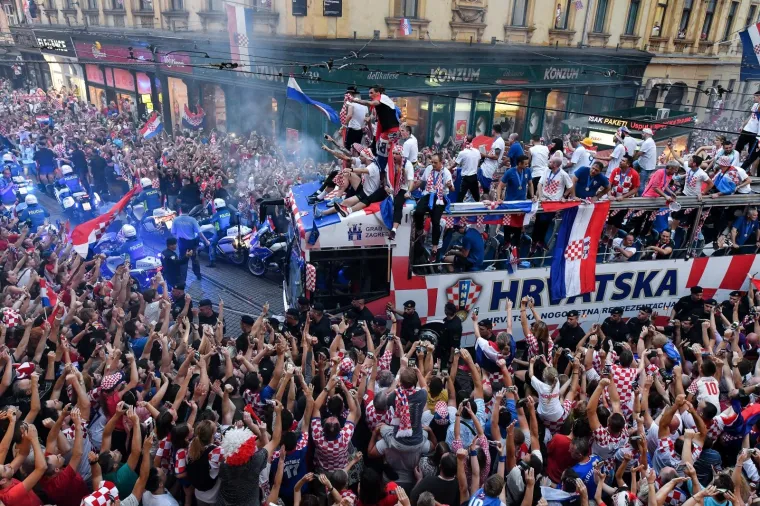 Gdje ste bili 16. srpnja 2018.? Prisjetite se dana kad je Hrvatska stala i bila kao jedno