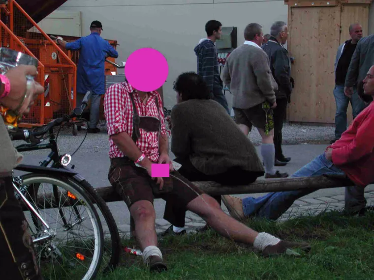 Mračna i odvratna strana Oktoberfesta: Ljudi se seksaju tamo gdje drugi vrše nuždu i povraćaju