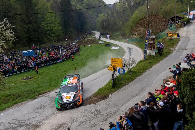 Počeo je Croatia Rally, najbolje krenuo vozač koji je lani napravio kaos na zagrebačkim ulicama