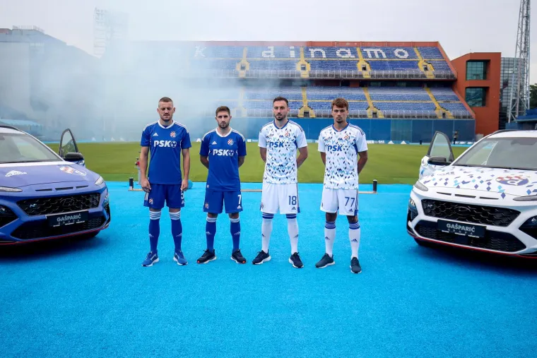 Dinamo predstavio nove dresove, da li vam se sviđaju? Imaju jedan poseban detalj kod ovratnika
