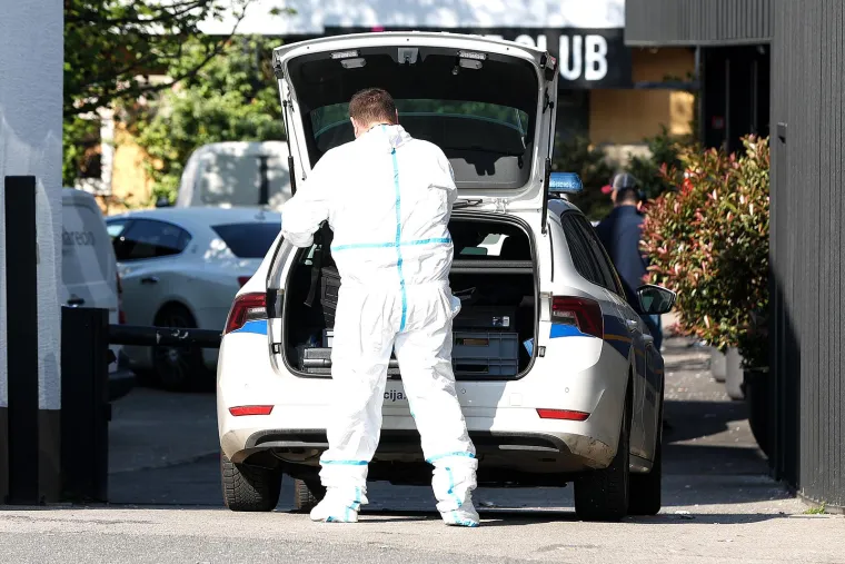 Ritz oblijepljen policijskim trakama, ulaze i izlaze kriminalisti, a još sinoć bio je prozor u 'raskošni arapski svijet'