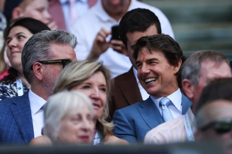 Nema koga nema na finalu Wimbledona: No, jedna crnka zasjenila je sve slavne na tribinama, pa čak i kraljevsku obitelj