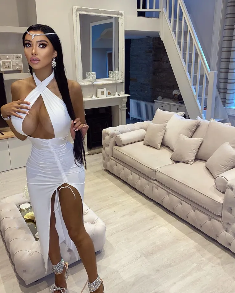 Chloe Khan