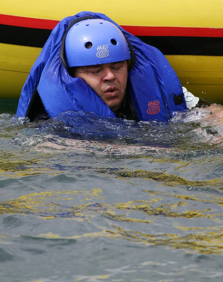 Sjećate li se kad je Sanader poslao ministre na rafting? Neki su se skoro utopili, jedan uhvaćen u ljubavnom klinču, a Kolinda...