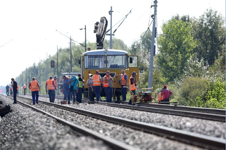 Počela sanacija pruge, pogledajte kako izgleda mjesto teške željezničke nesreće tri dana poslije
