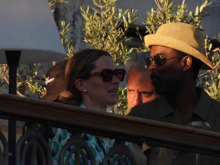 Pogledajte kako Chris Rock, Lake Bell, Woody Harrelson, Sacha Baron Cohen i ostala ekipa uživa u 'najluđem gradu na svitu'