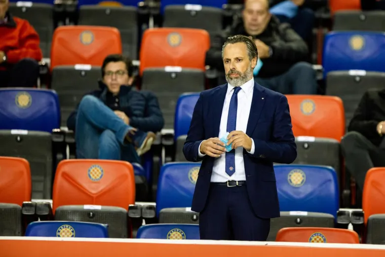 Zlatko Dalić snimljen u zanimljivom društvu: Pazite pored koga sjedi, je li to njegov budući gazda?
