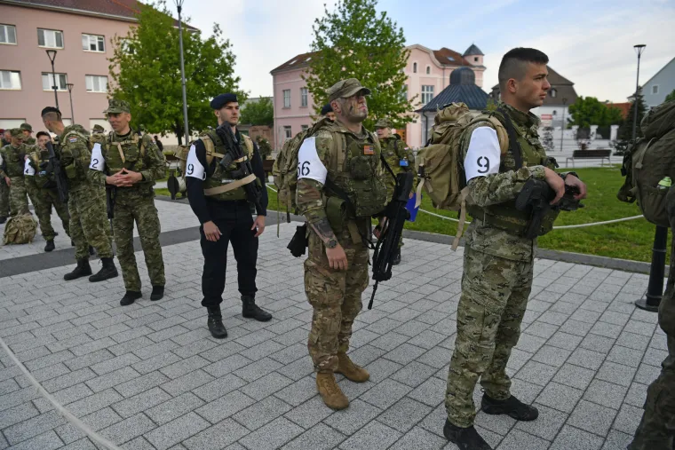 
Start ovogodišnjeg natjecanja za najspremnijeg pripadnika OSRH RH “Memorijal bojnik Davor Jović – natjecanje Prvi za Hrvatsku” bio je Pakracu, a cilj u Okučanima.