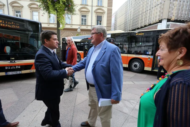 Na riječkom Korzu predstavljeno devet novih autobusa: Vrijede gotovo 20 milijuna kuna