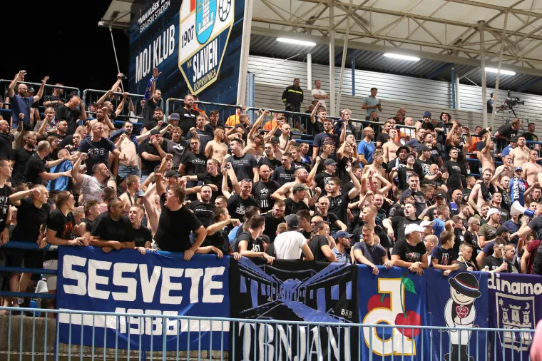 Jeziva slika snimljena na utakmici Dinama. Pogledajte s kakvom je zastrašujućom maskom došao BBB-ovac