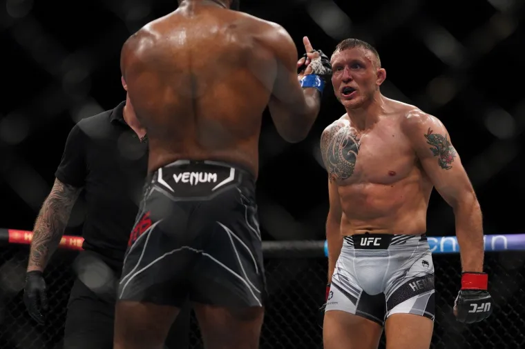 U spektakularnoj večeri UFC-a vidjeli smo sve: Paddy slavio, twerkao pa poslao krasnu poruku, borba večeri završila šokantno