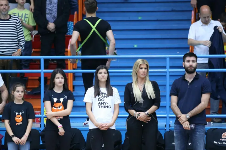 Treću utakmicu finala pratio je Emil Tedeschi mlađi sa suprugom Nikom Perenčević.