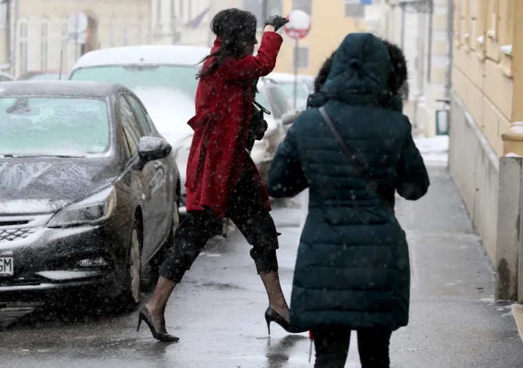 Ana Rucner voli biti dotjerana pa tako ni danas nije odustala od potpetica.