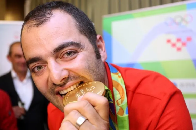 PLESOM SE ORILA PJESMA: Pogledajte kako je dočekan osvajač prve hrvatske medalje u Riju