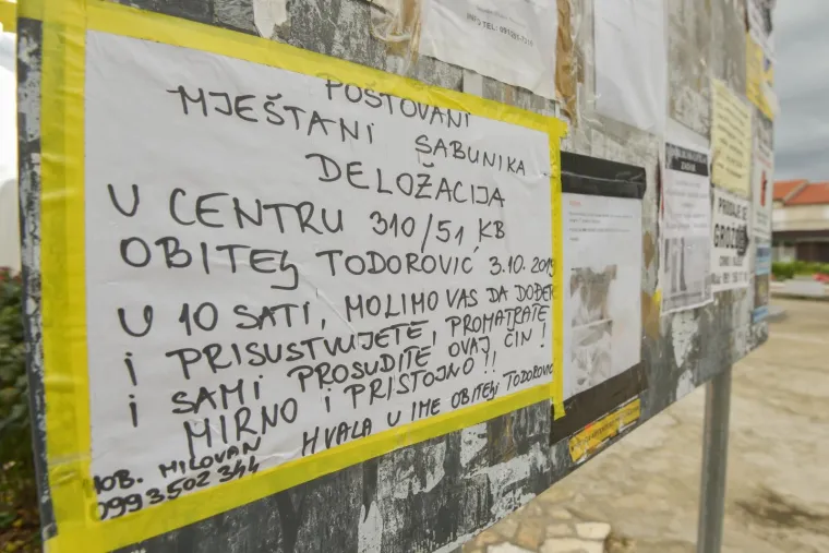 Živi zid pokušao spriječiti deložaciju obitelji u Sabunikama