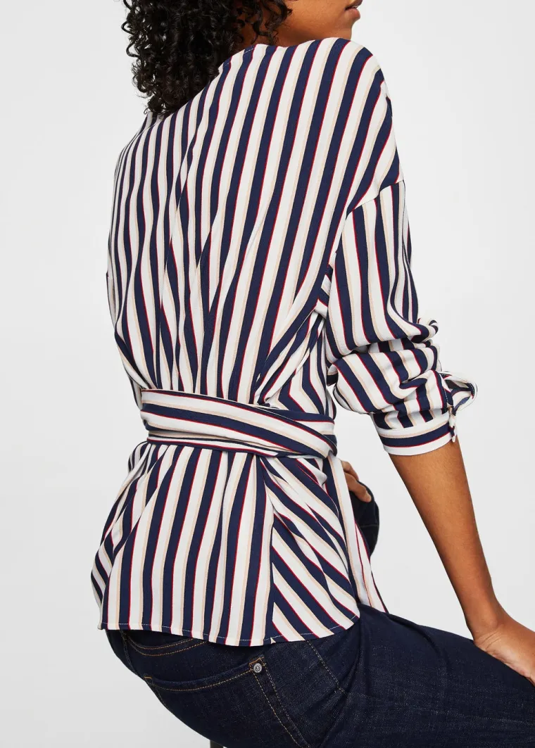 Prugasta bluza na preklop, Mango, 249,90 kuna