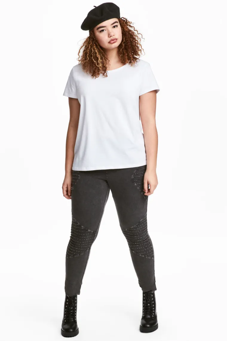 Sive traperice s gumom, H&amp;M, 148,54 kune