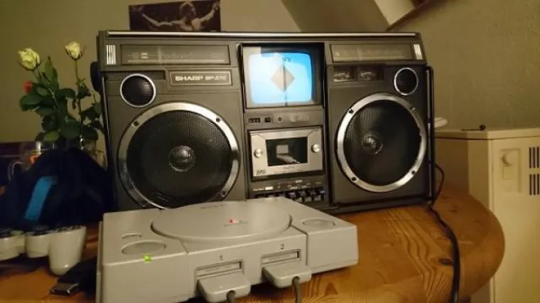 SJEĆATE LI SE OVIH ČUDNOVATIH STVARI IZ DEVEDESETIH? Ova doza nostalgije vratit će vas u prošlost